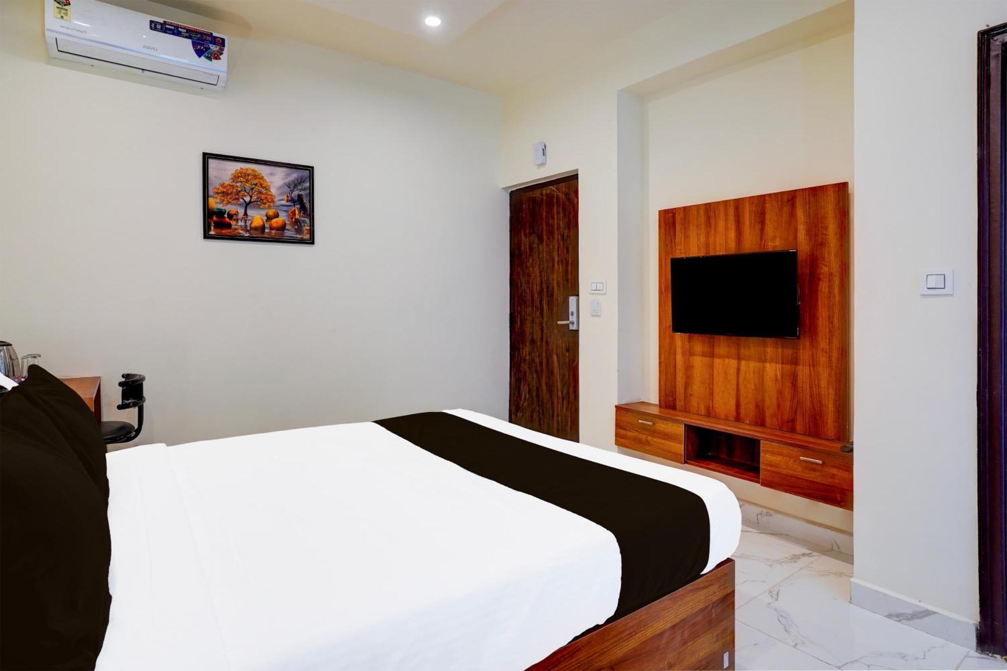 Super Townhouse Marathahalli Near Klm Fashion Mall 班加罗尔 外观 照片