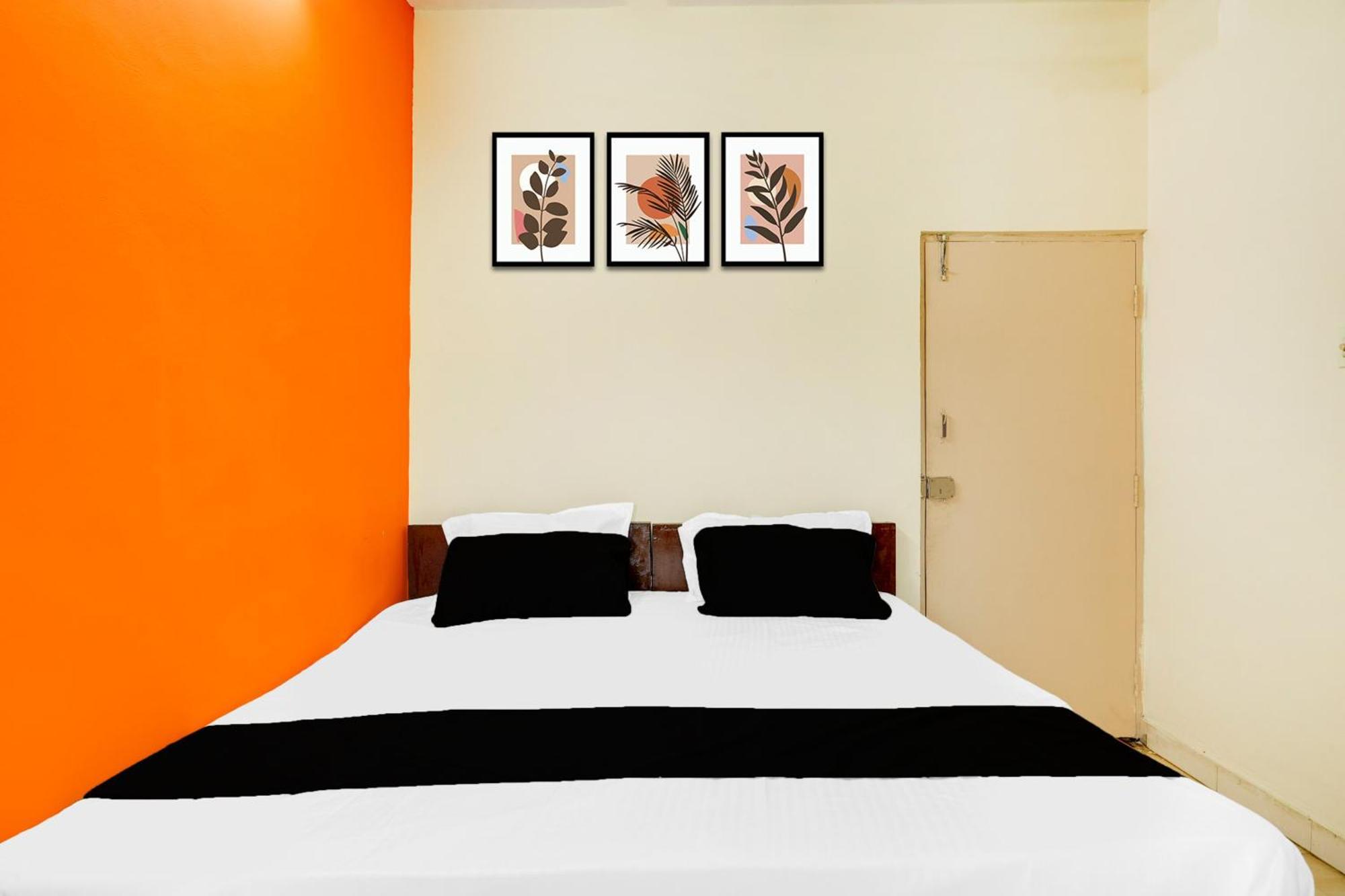 Super Townhouse Marathahalli Near Klm Fashion Mall 班加罗尔 外观 照片
