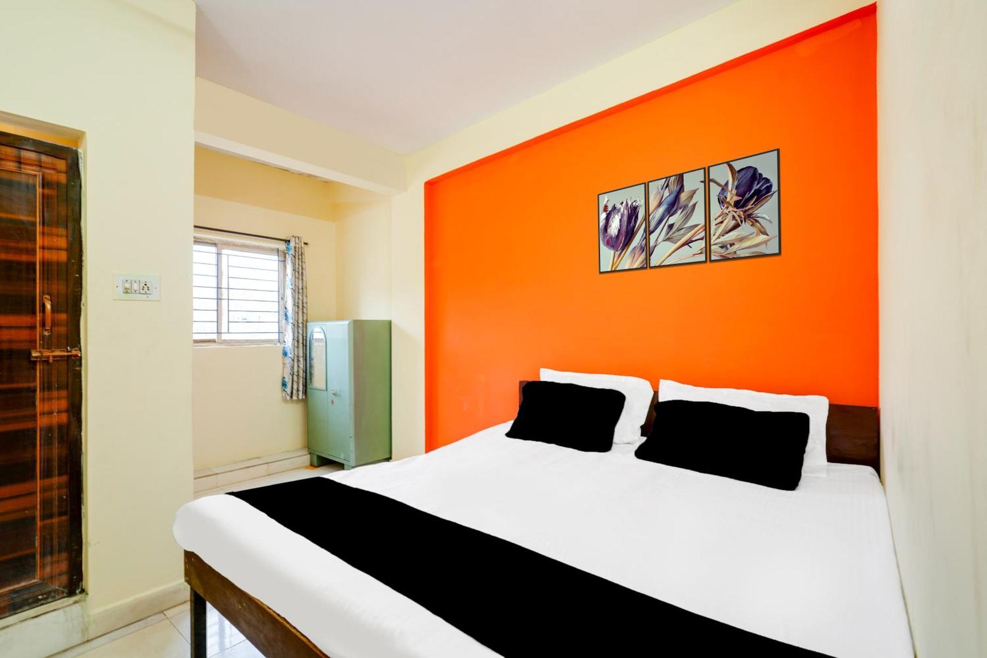 Super Townhouse Marathahalli Near Klm Fashion Mall 班加罗尔 外观 照片