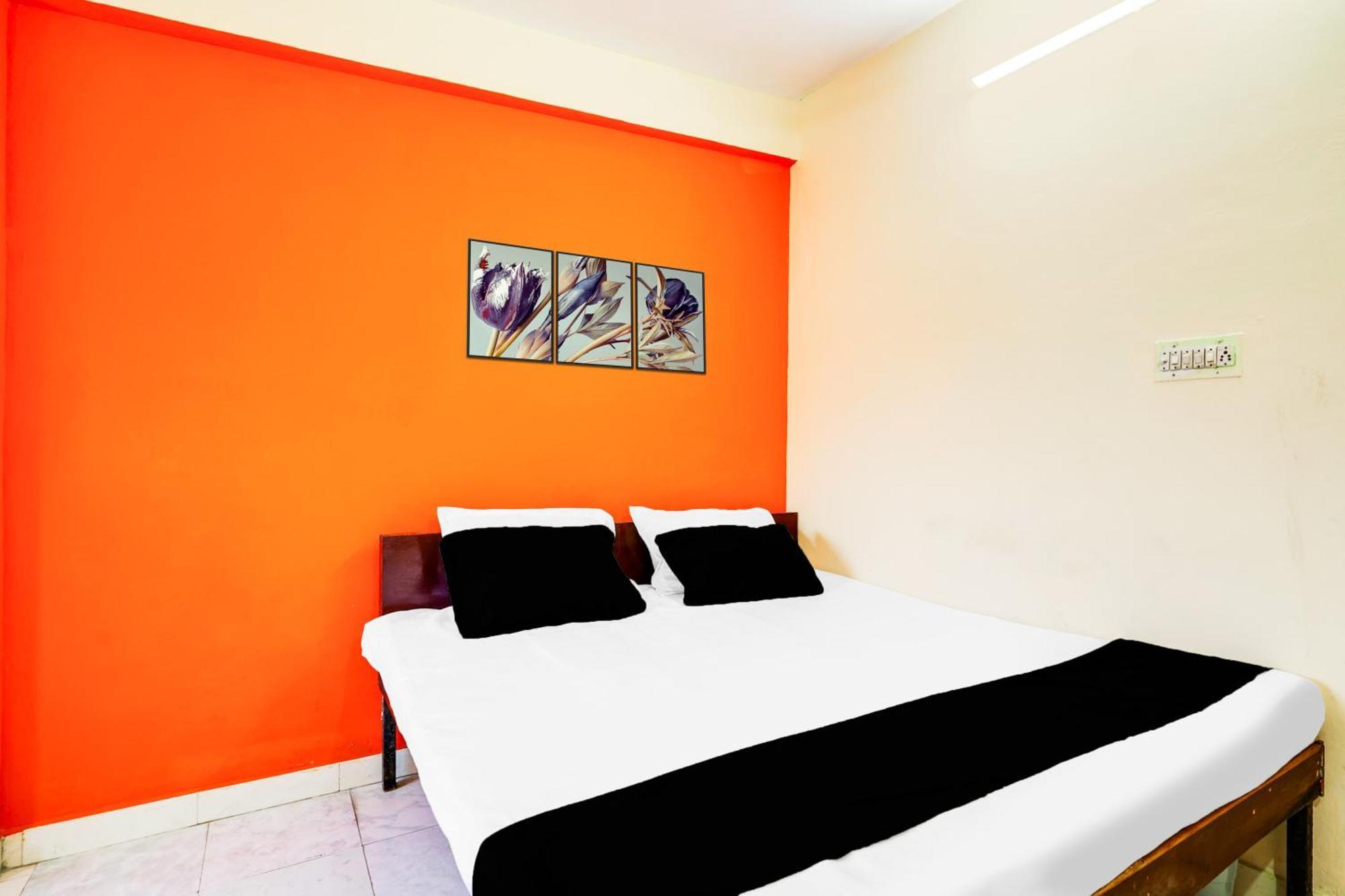 Super Townhouse Marathahalli Near Klm Fashion Mall 班加罗尔 外观 照片