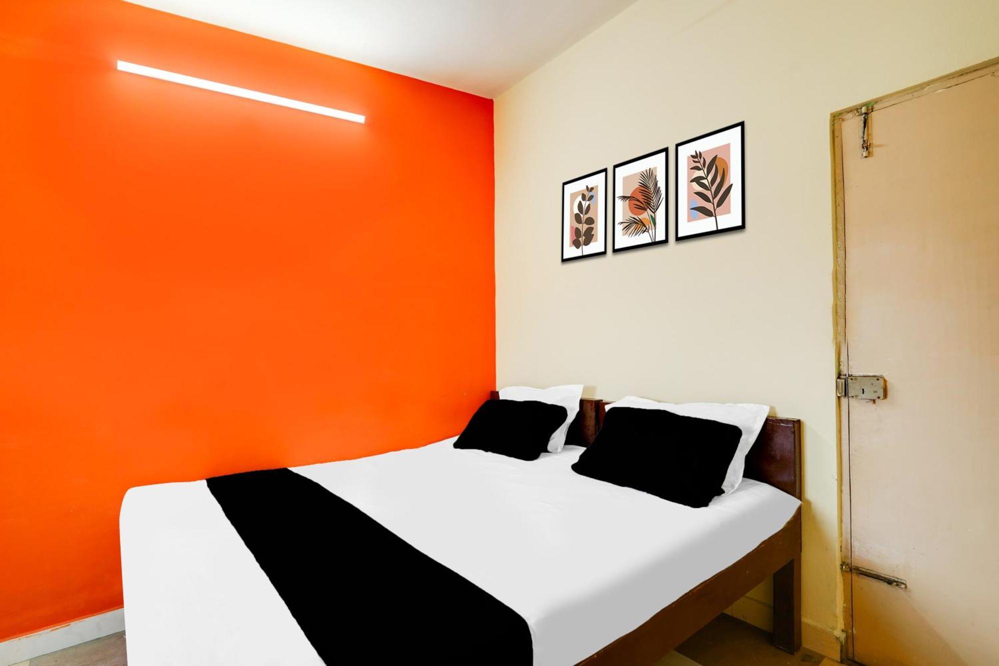 Super Townhouse Marathahalli Near Klm Fashion Mall 班加罗尔 外观 照片