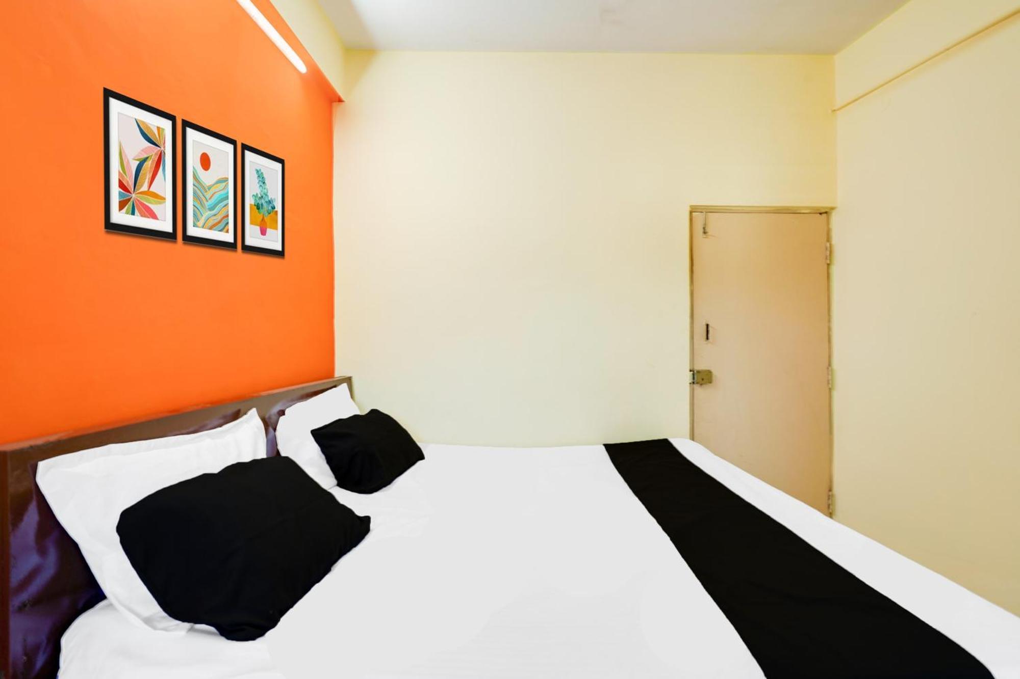 Super Townhouse Marathahalli Near Klm Fashion Mall 班加罗尔 外观 照片
