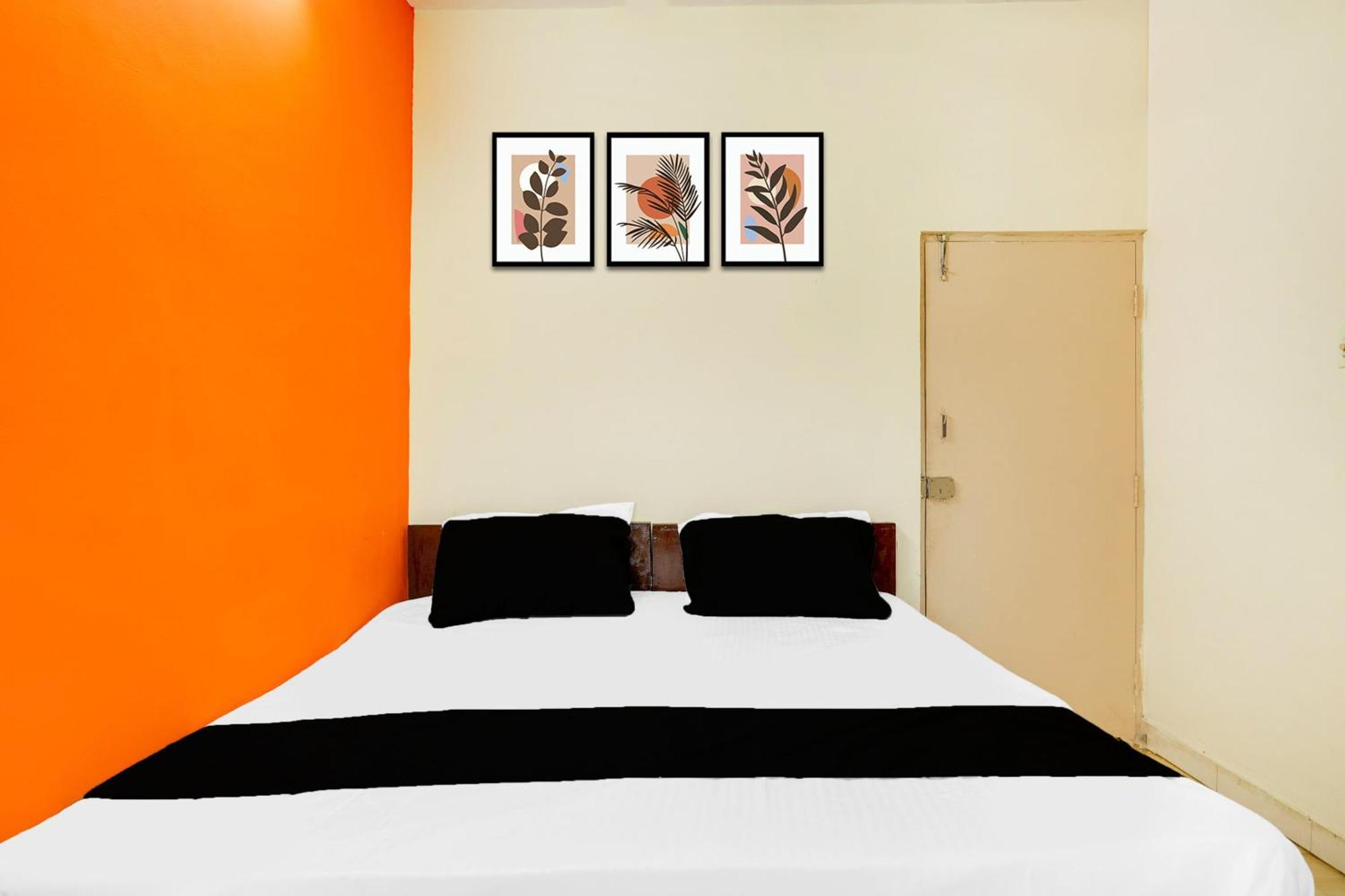 Super Townhouse Marathahalli Near Klm Fashion Mall 班加罗尔 外观 照片