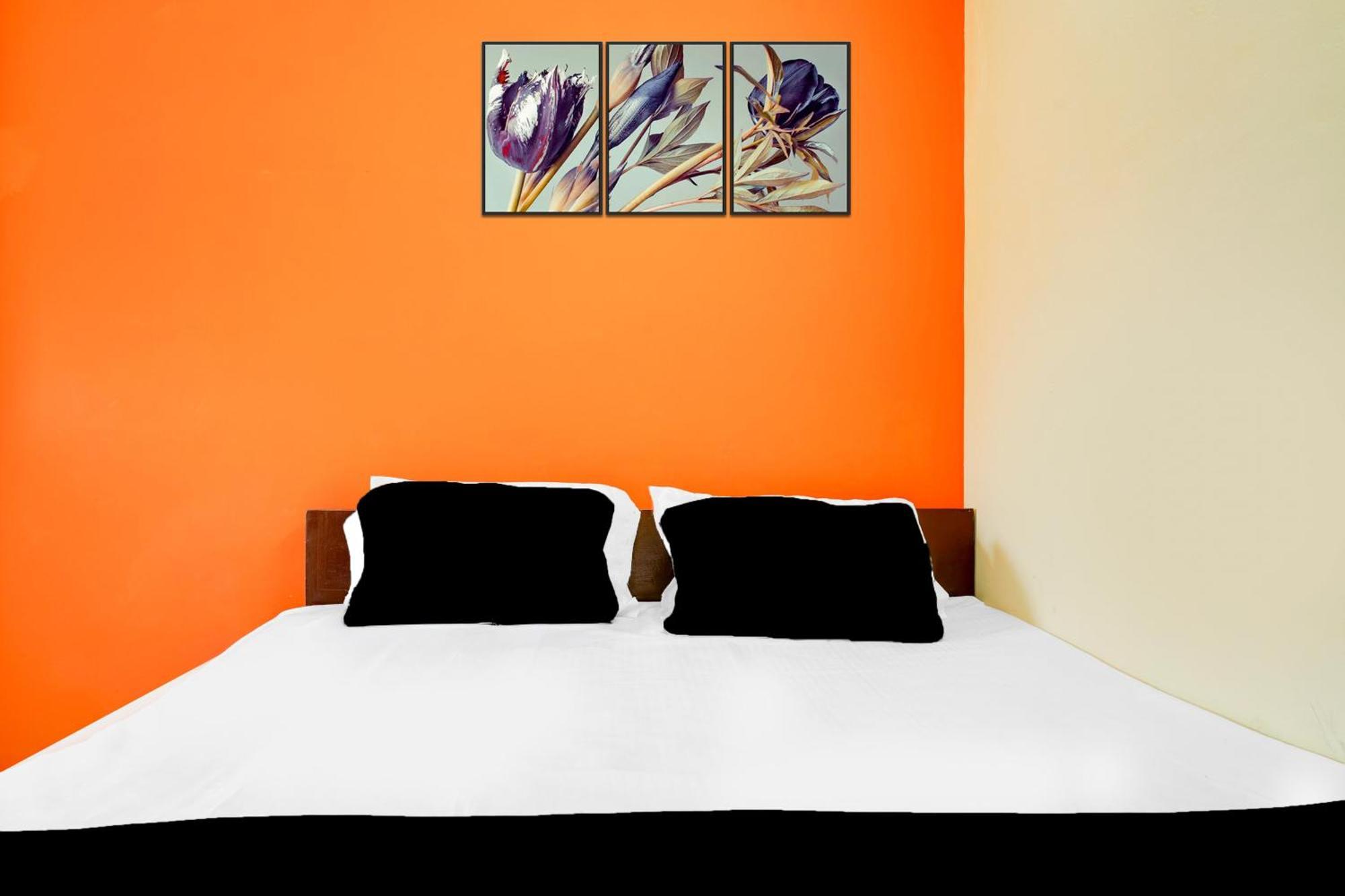 Super Townhouse Marathahalli Near Klm Fashion Mall 班加罗尔 外观 照片