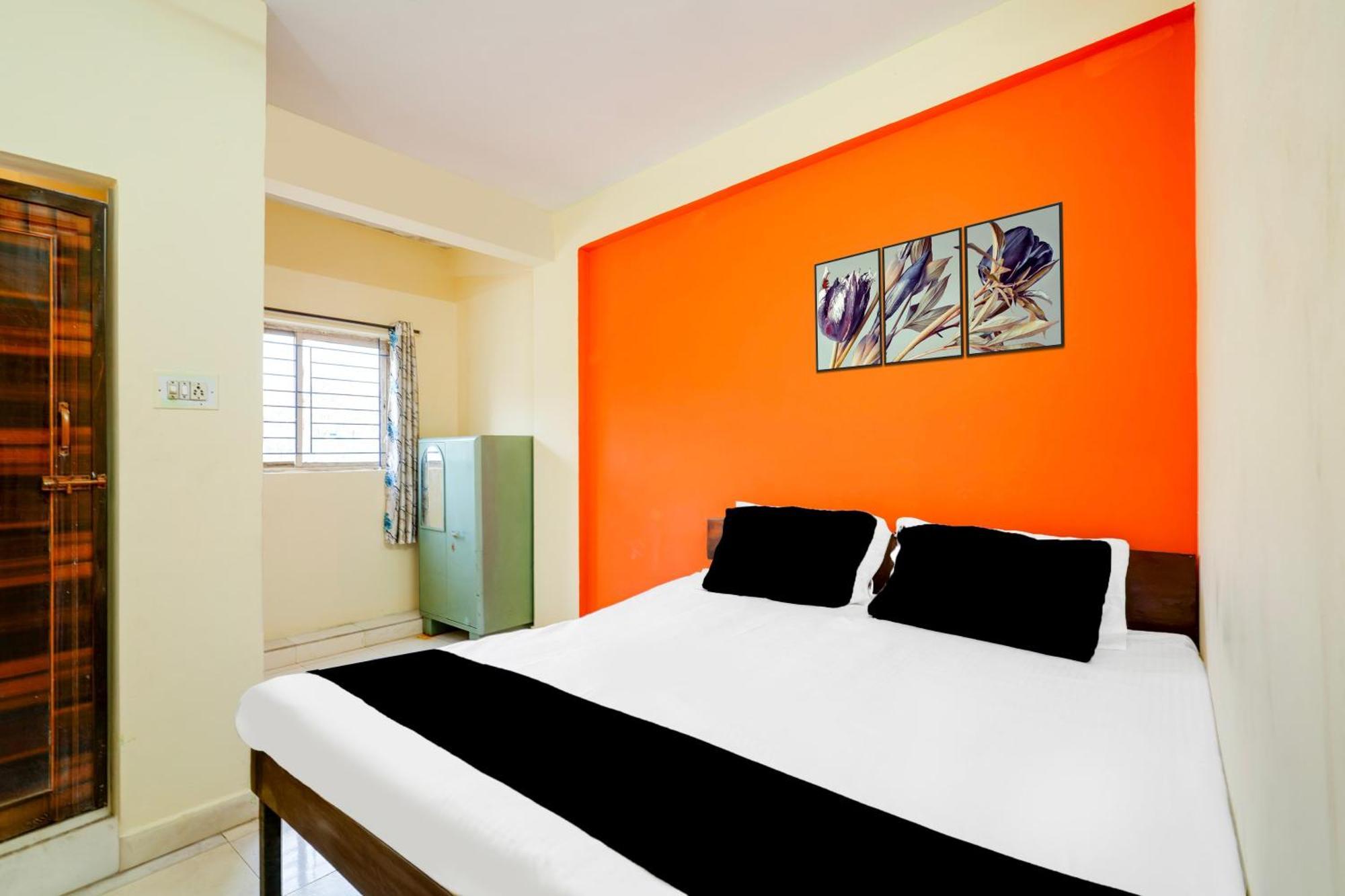 Super Townhouse Marathahalli Near Klm Fashion Mall 班加罗尔 外观 照片